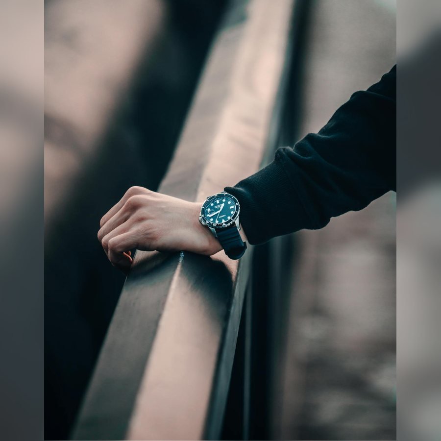 Black Chain Premium Watch at SHIVAM ELECTRONICS online store