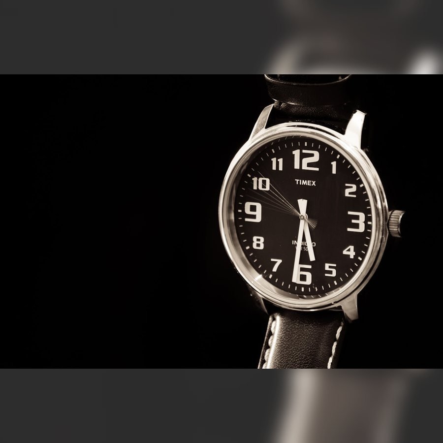 Gift Box Women's Watch at SHIVAM ELECTRONICS online store