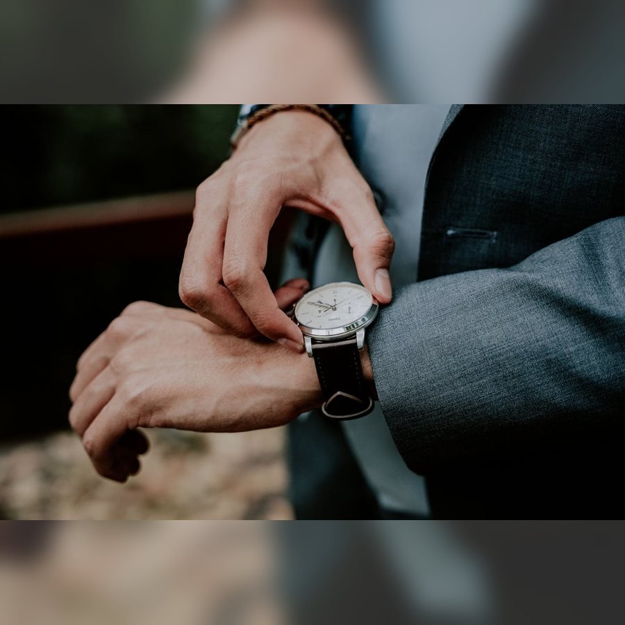Office Rose Gold Watch at SHIVAM ELECTRONICS online store