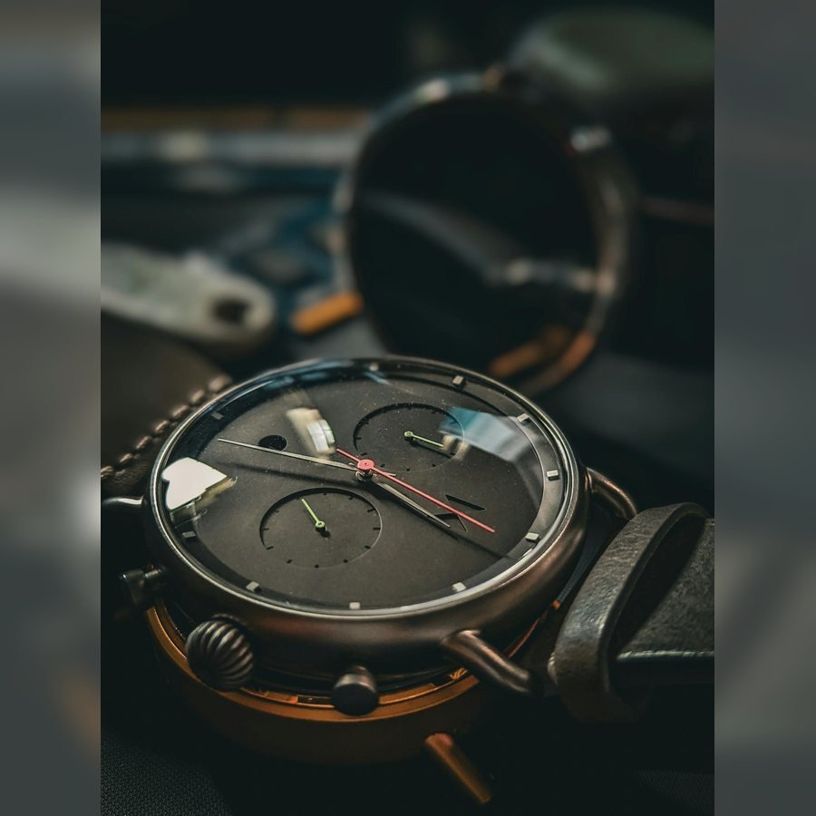 Premium Gift Box Watch at SHIVAM ELECTRONICS online store