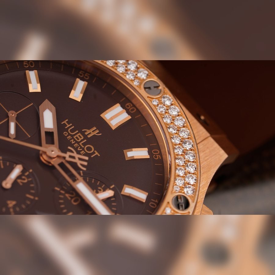Premium Gift Set Watch at SHIVAM ELECTRONICS online store